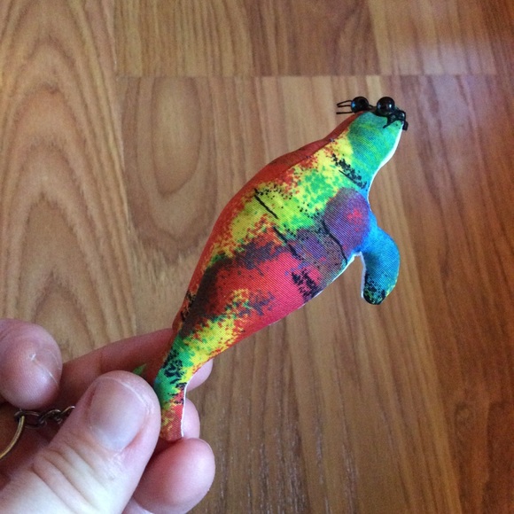 #TBT Funky Sea Lion Keychain - Picture 6 of 7